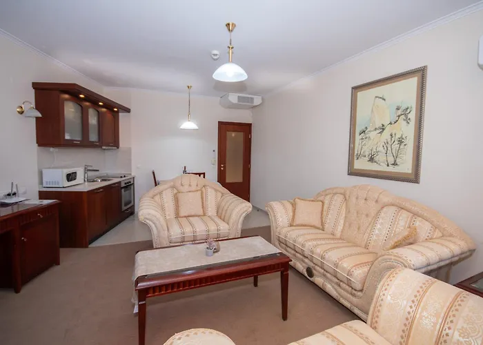 Ametist - Comfort By The Gondola Lift